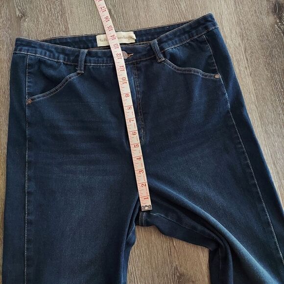 Soft Surroundings High Rise Straight Leg Touch of  Lace Ankle Jeans 16T - Picture 10 of 11